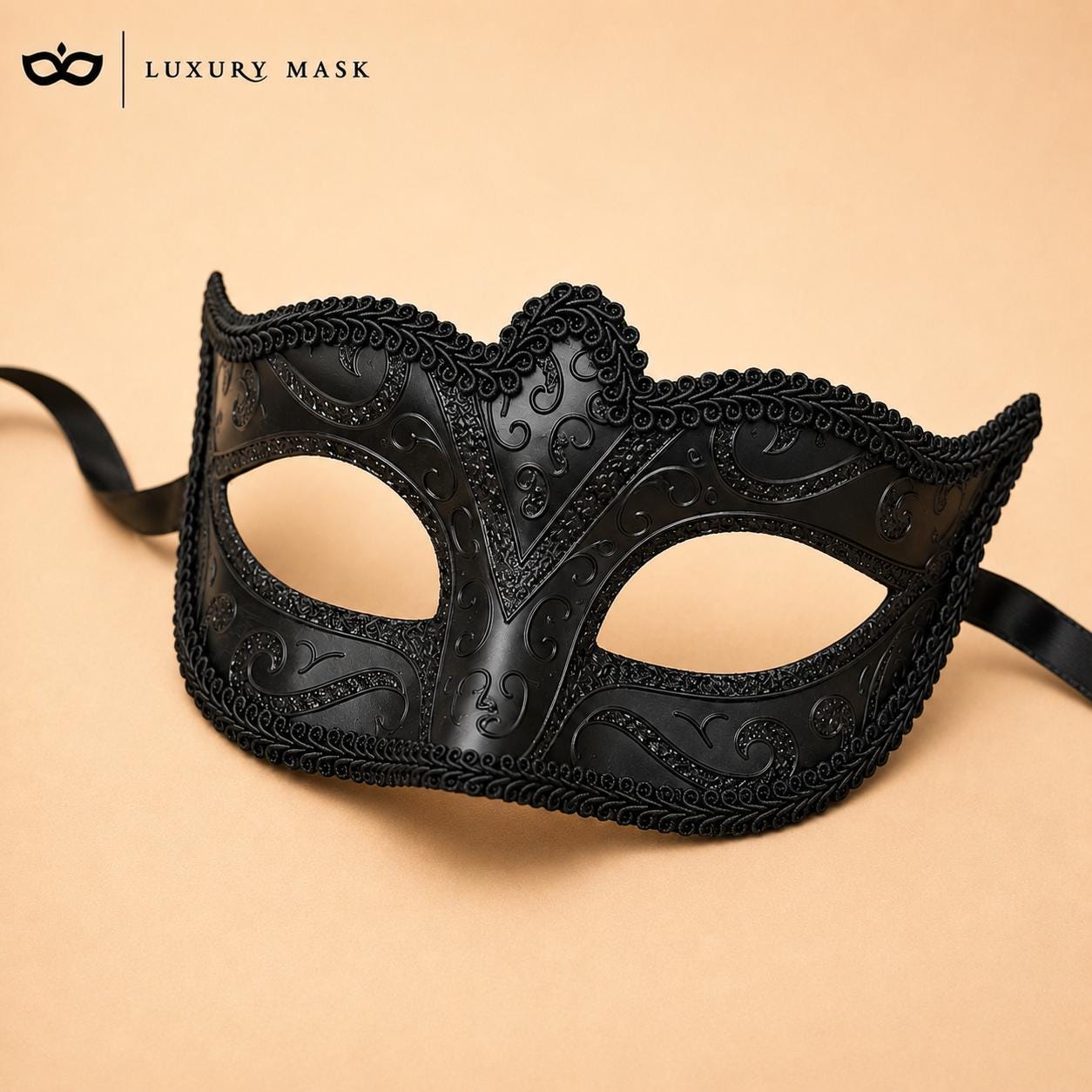 Black masquerade mask for women product view 6