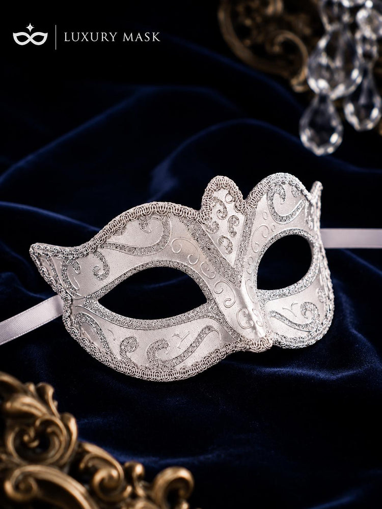 Silver masquerade mask for women product view 7