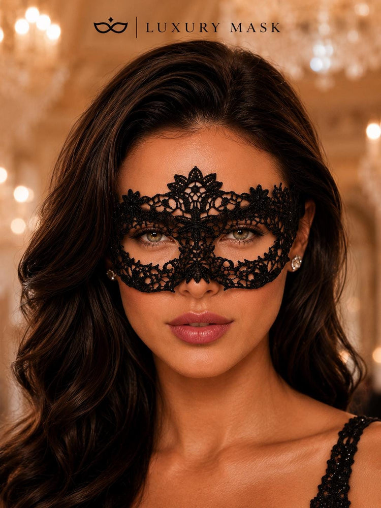 Black lace masquerade mask for women